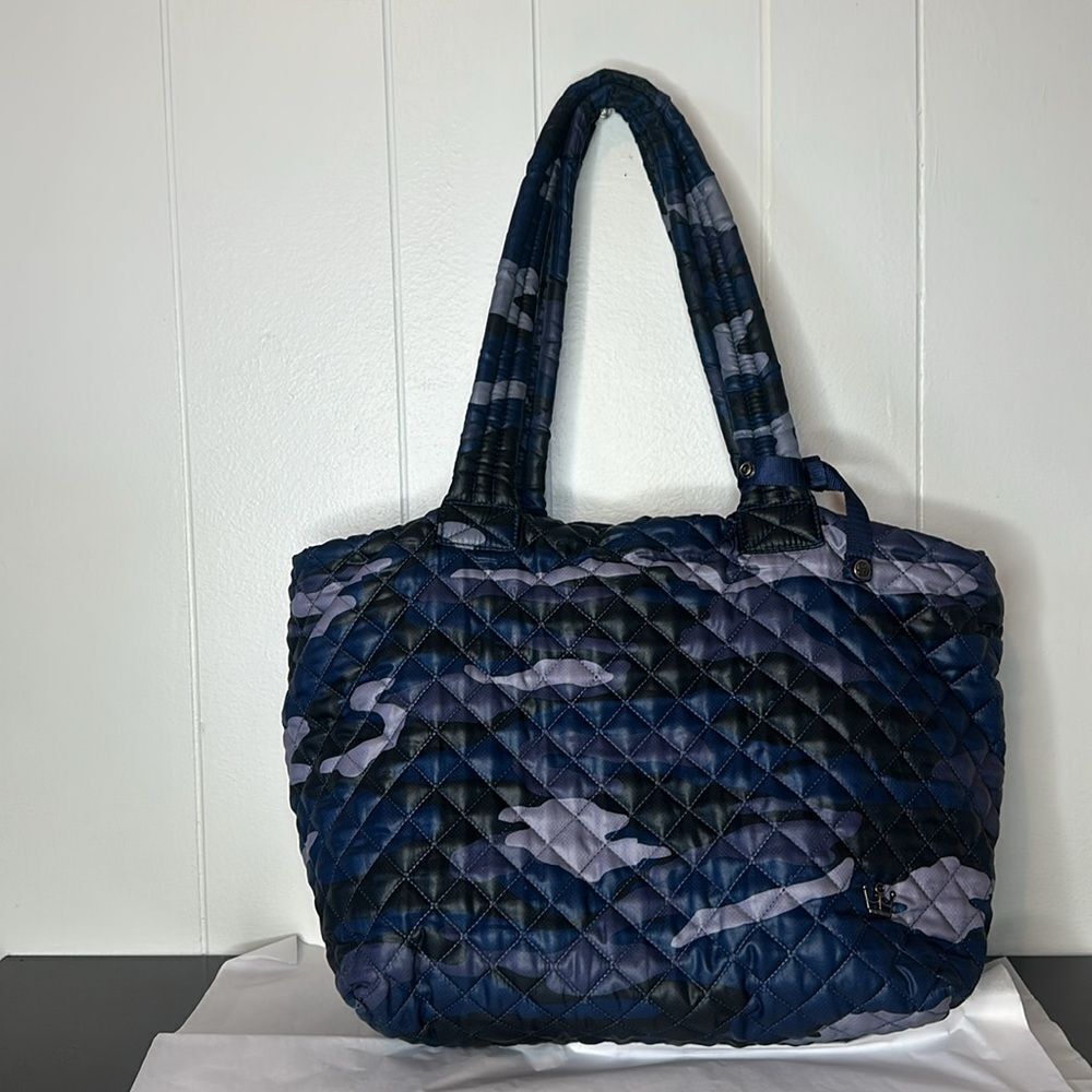 OLIVER THOMAS Wingwoman Large Tote Bag Blue Camo Travel Luggage Purse - Picture 3 of 17